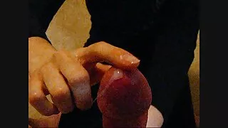 Alexis Fawx užsiima  ...