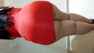 Kaimynė netapo kukli ...