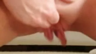 Subrendusi krūtinė m ...
