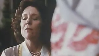 Palaižė MILF klitorį ...